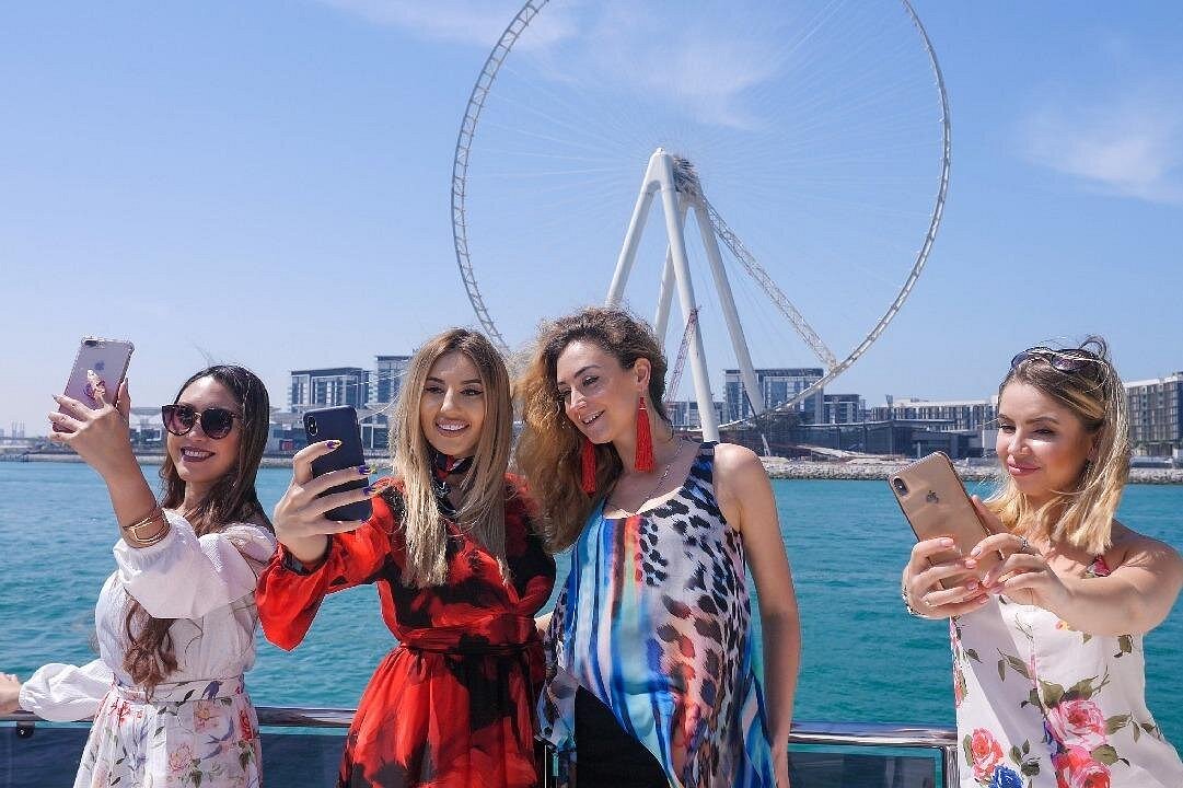 Private Superyacht Tour Gallery Image